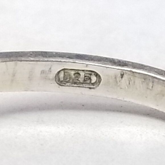 Vintage Avon Sterling Silver Pear Shape Ring, Size 7 Band, Estate - Picture 6 of 10